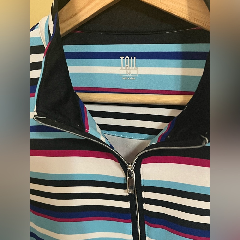 Tail Medium Striped Sleeveless Dress See All Pics - Picture 2 of 11